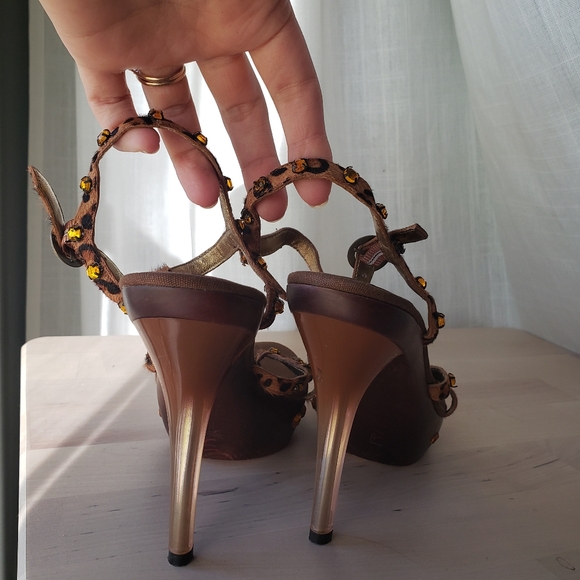 SOLD Betsey Johnson T Strap Calf Hair Leopard Pump with Rhinestones and Wood 5.5 - Picture 13 of 13